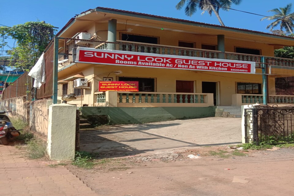 POP Sunny Look, Arambol Goa, Goa