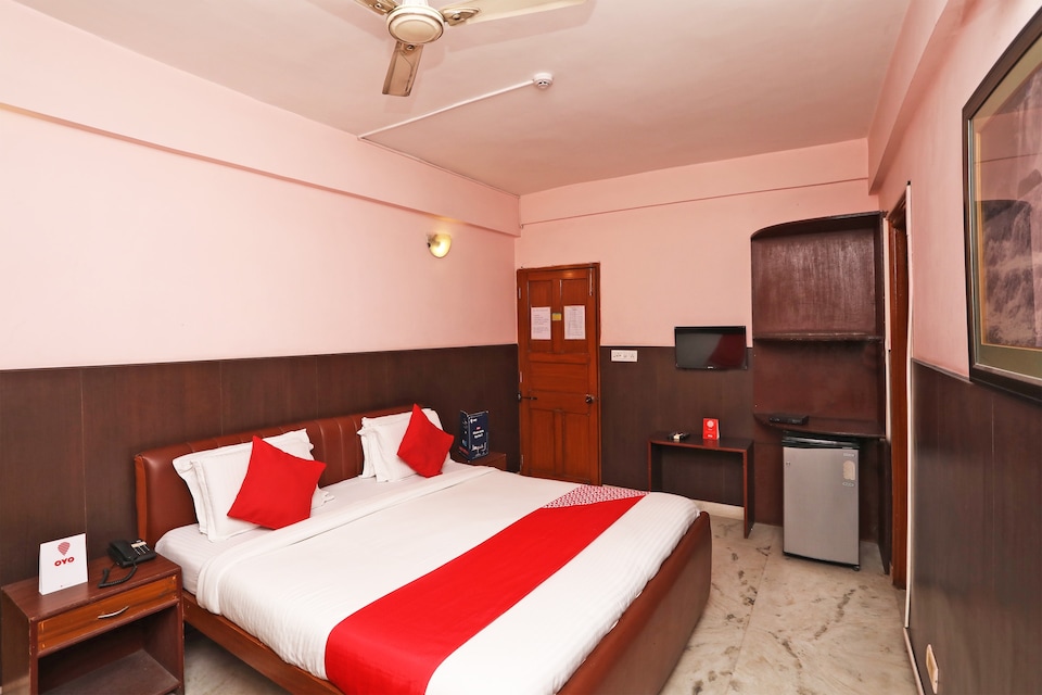 OYO 10890 Malik Guest House, Bhawanipore Kolkata, Kolkata