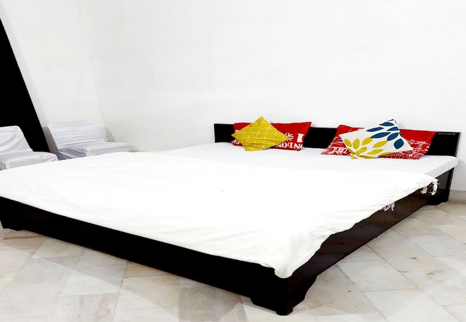 OYO Moonlight Guest House, Bulandshahr, Bulandshahr