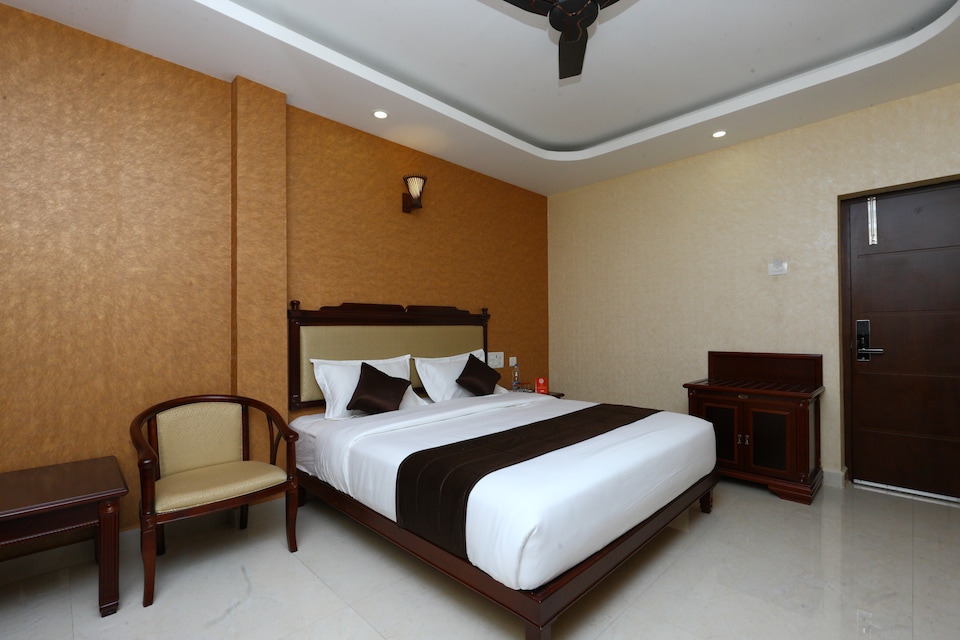 OYO 10017 RB Grand Residency, Kanchipuram, Kanchipuram