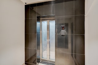 Townhouse Karol Bagh Formerly Hotel Unistar