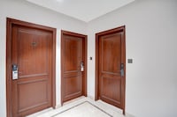 Townhouse Karol Bagh Formerly Hotel Unistar