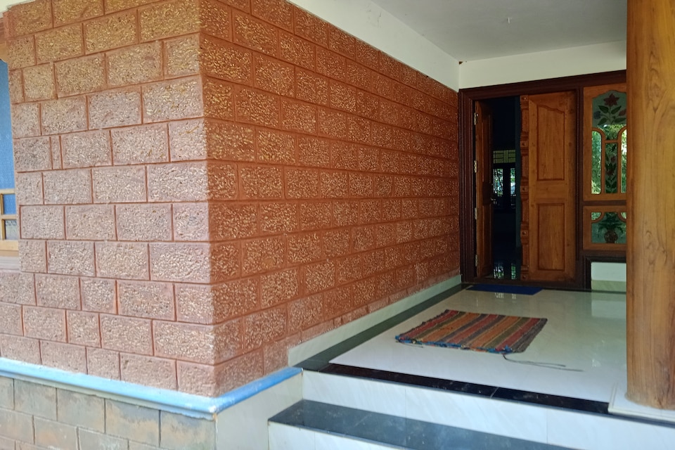 OYO HOME 84887 Kerala House Melaputhyottil, Calicut City, Calicut