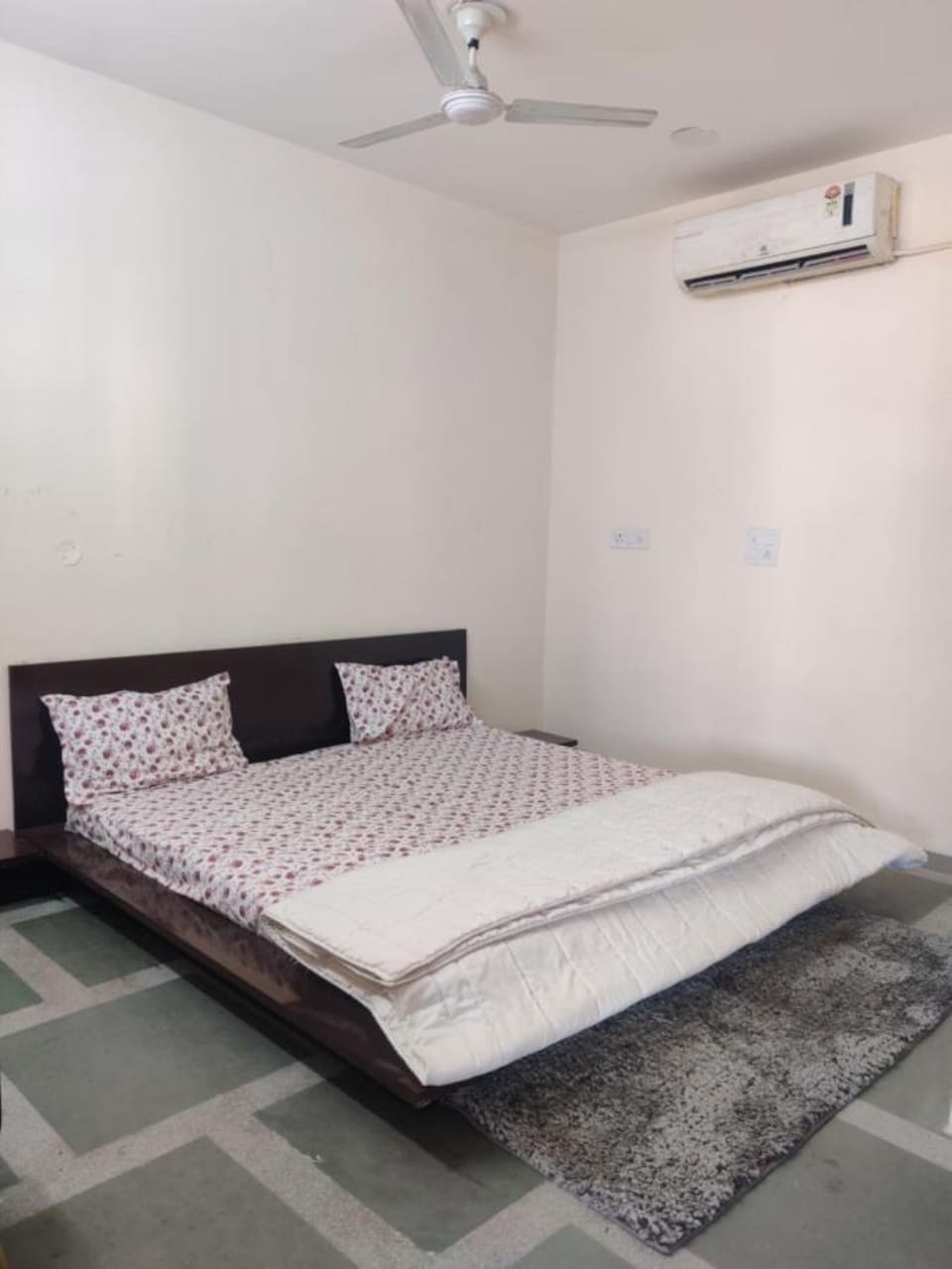 OYO 84888 Downtown Travelodge-desire, Saket Delhi, Delhi