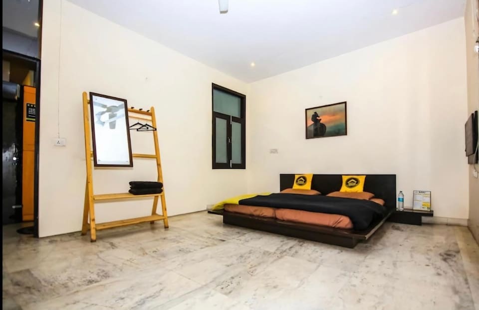 OYO 84888 Downtown Travelodge-desire, Saket Delhi, Delhi