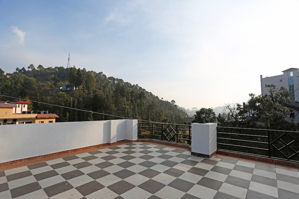 OYO Home 12326 Penthouse 2BHK, Bhowali Nainital, Nainital