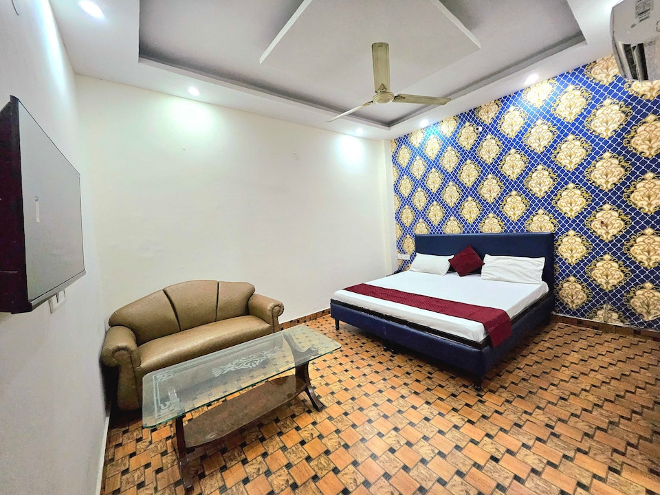 Hotel O Royal Dreams, Amritsar Bus Stand, Amritsar