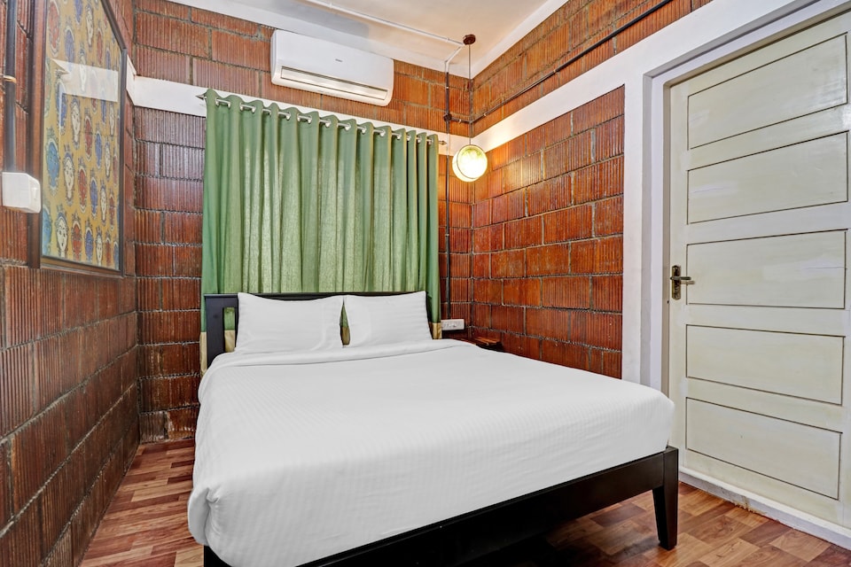 OYO 84893 Oaks Inn, Kaloor Kochi, Kochi