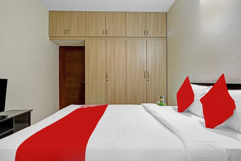 OYO flagship 84897 Heaven Guest House, Mylapore, Chennai