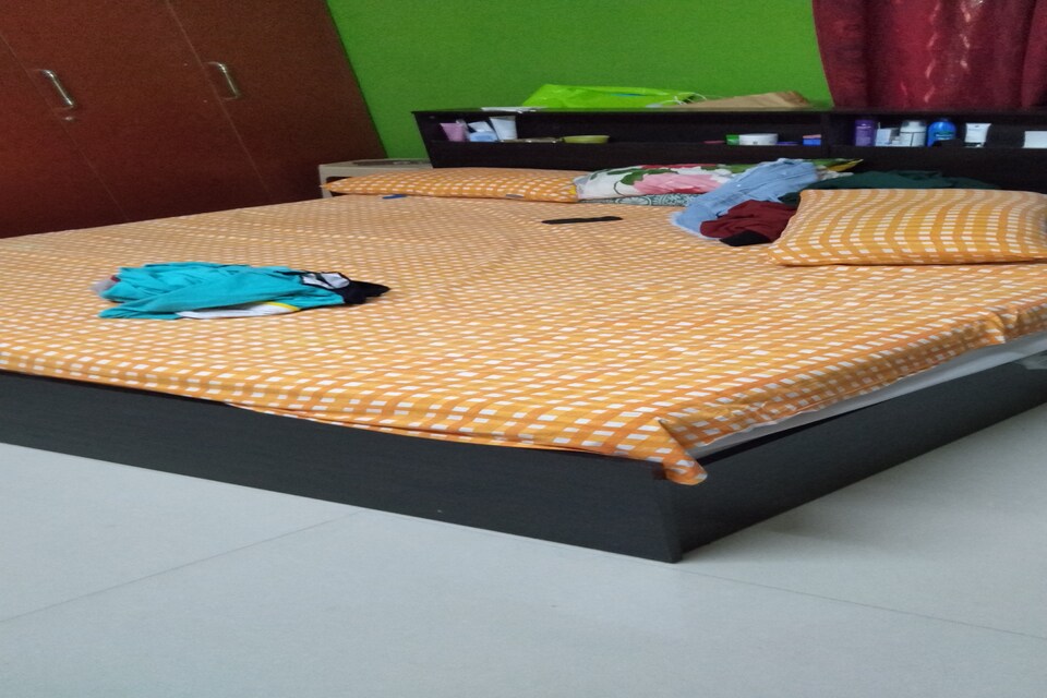 POP 84900 Nelaturi, Madhapur, हैदराबाद