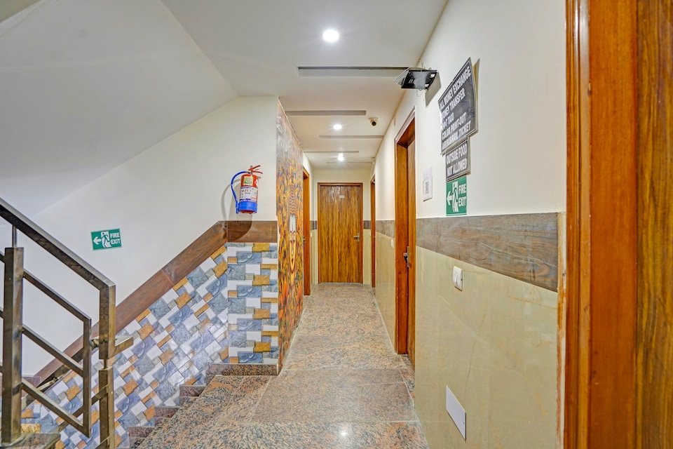 Collection O Mahipalpur Extension Formerly Shanti Stay, Airport Delhi, Delhi Transit