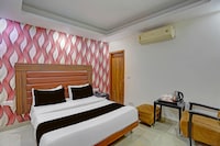 Collection O Mahipalpur Extension Formerly Shanti Stay