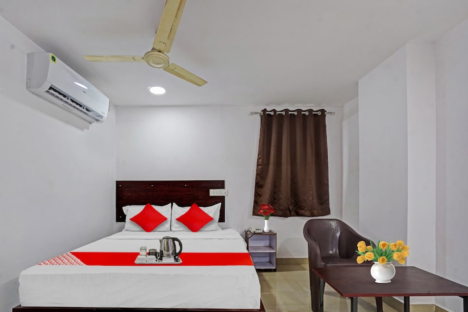 Hotel O Sai Krishna Grand, Governorpet Vijayawada, Vijayawada
