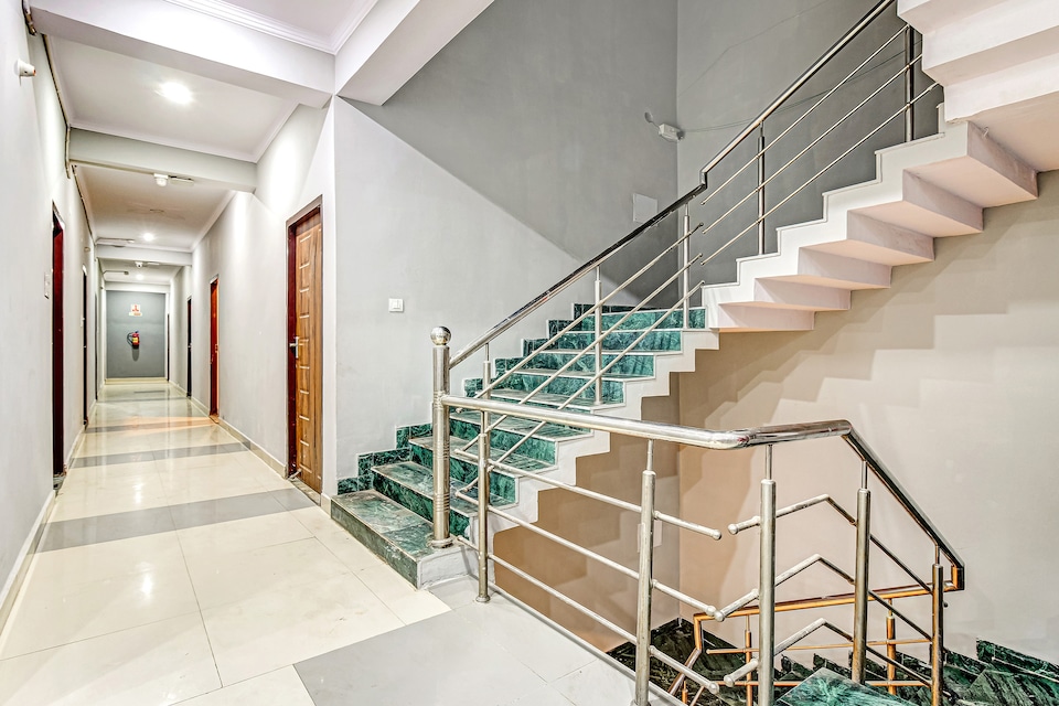 Hotel O Oriphic Inn, Gomti Nagar Lucknow, Lucknow