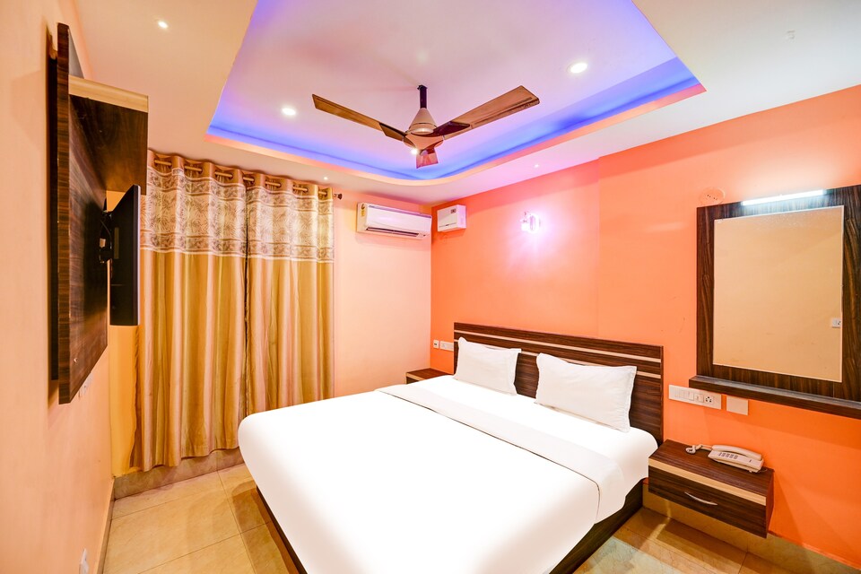 SPOT ON SAKYA INN Puri Local Bus Stand, CT Road Puri, Puri