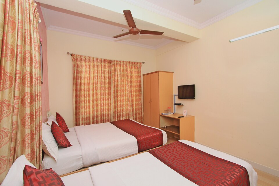 OYO 10654 Hotel Pearl INN, Mysore City Center, Mysore