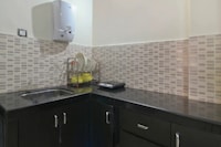 OYO Home Apple Pool Villa
