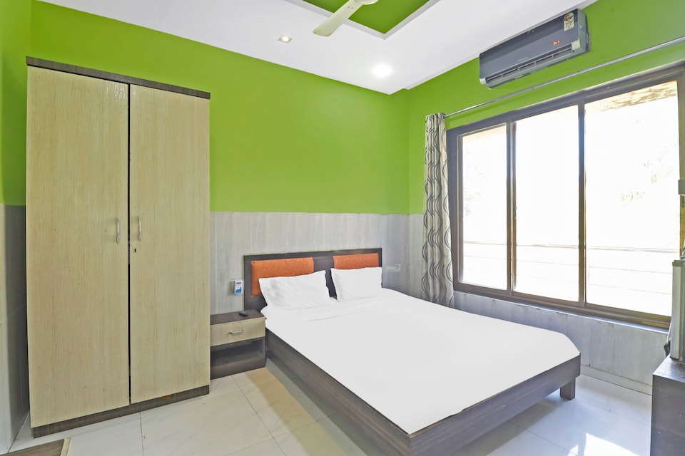 Flagship 84983 Shri Sai Krupa Shelke Guest House, Lonavala, Lonavala