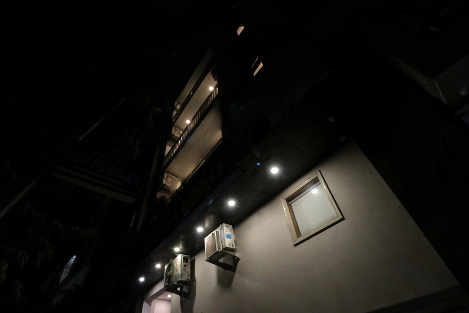 OYO Townhouse 735 Hotel Blue Inn Near Delhi Airport, Airport Delhi, Delhi Transit