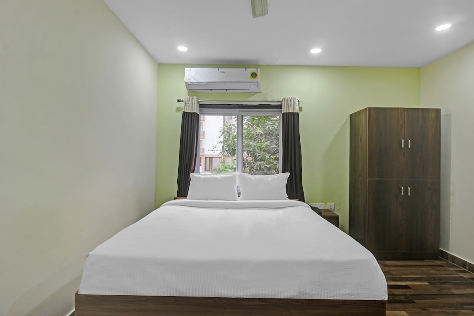 OYO 84999 Hotel SKS Grand Luxury Rooms, Dilsukhnagar - Kothapet, Hyderabad