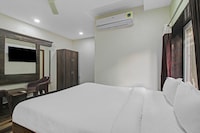 OYO 84999 Hotel SKS Grand Luxury Rooms