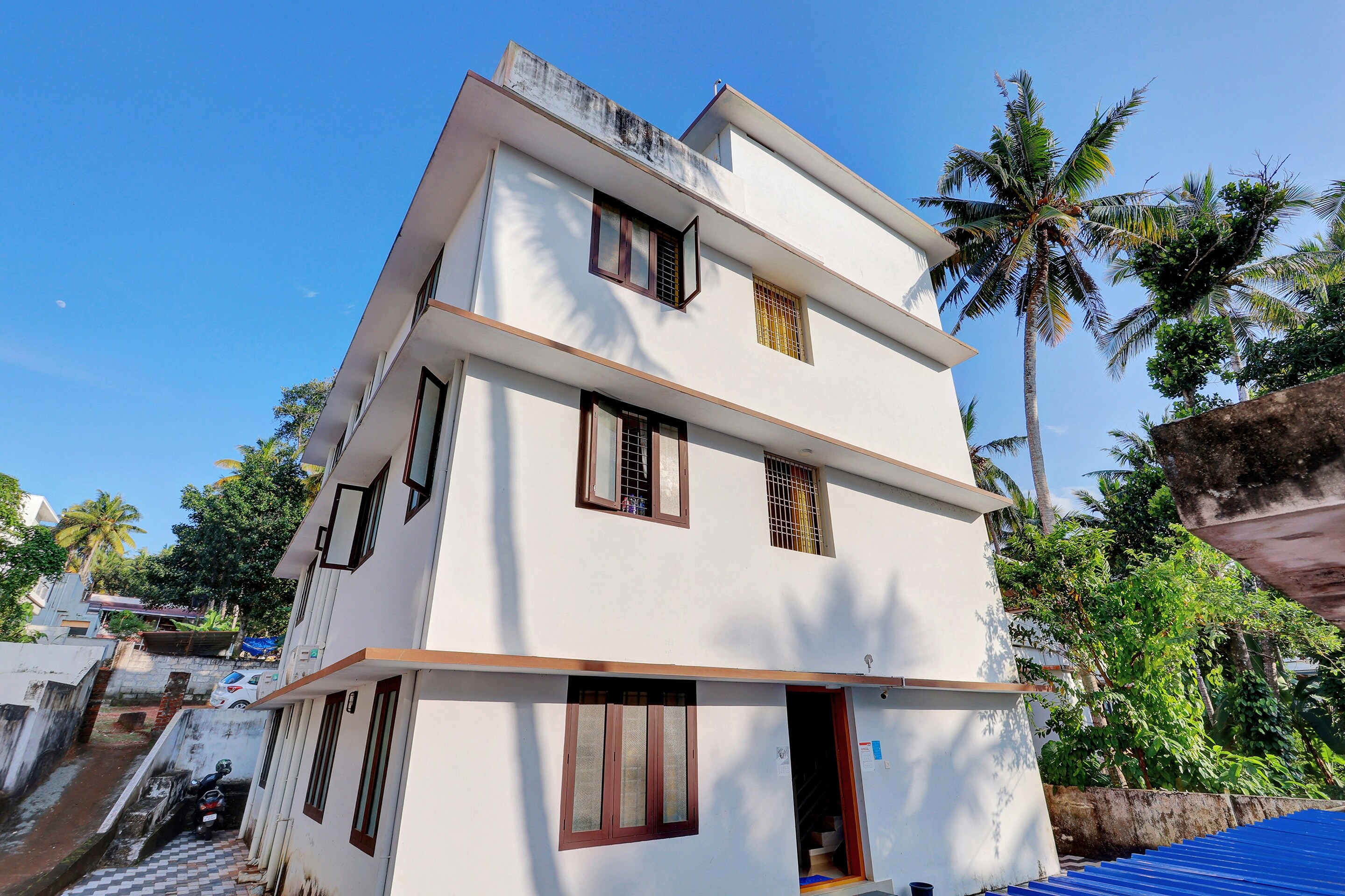 Hotels in Trivandrum Best Budget Trivandrum Hotels from ₹340