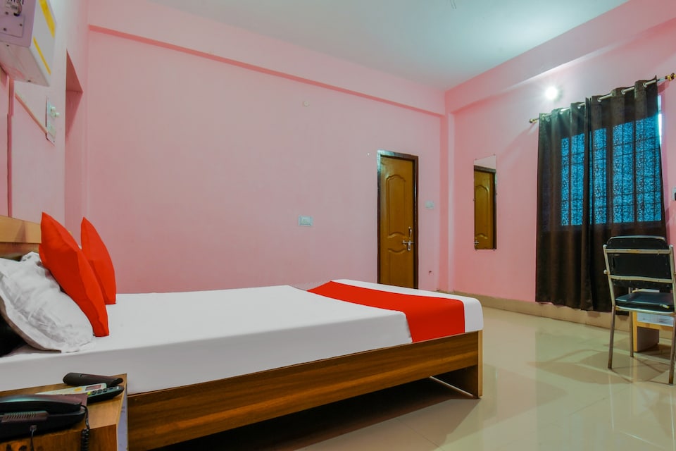 OYO 85026 Hotel Raj Inn, Bailey Road, Patna