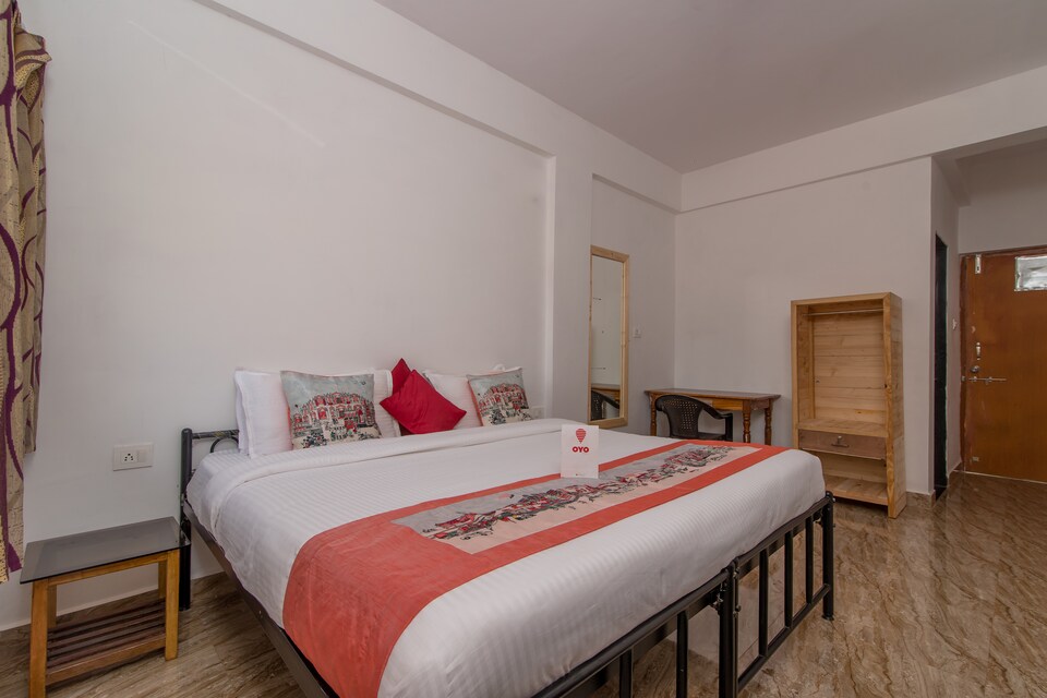 OYO 10573 Poornima Guest House, Candolim Goa, Goa