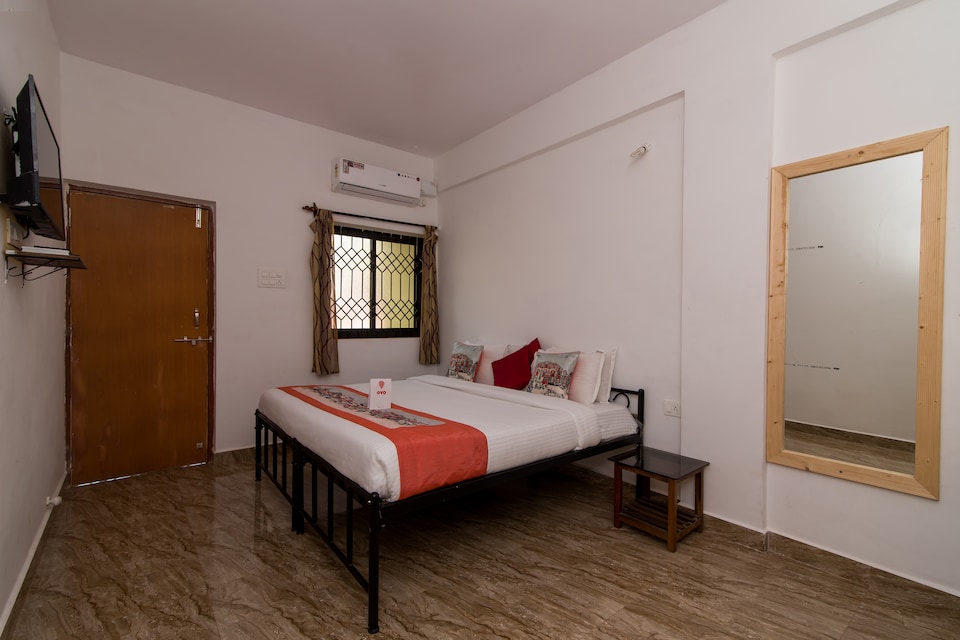 OYO 10573 Poornima Guest House, Candolim Goa, Goa