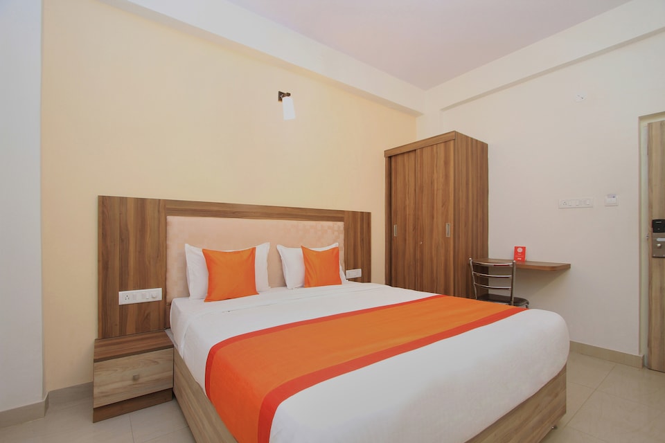 Capital O 10258 Hotel Hibiscus Hebbal, Hebbal Bangalore, Bangalore