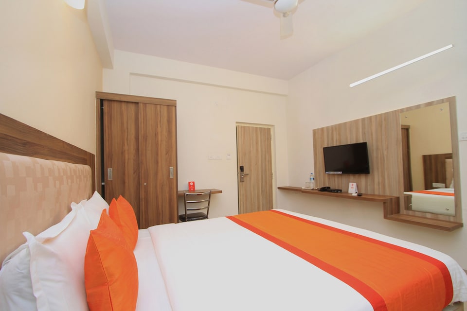 Capital O 10258 Hotel Hibiscus Hebbal, Hebbal Bangalore, Bangalore