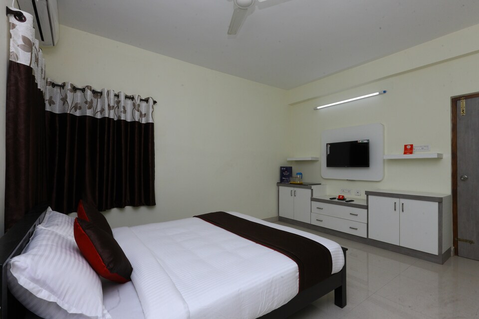OYO 10123 The Posh Residency, ECR Chennai, Chennai