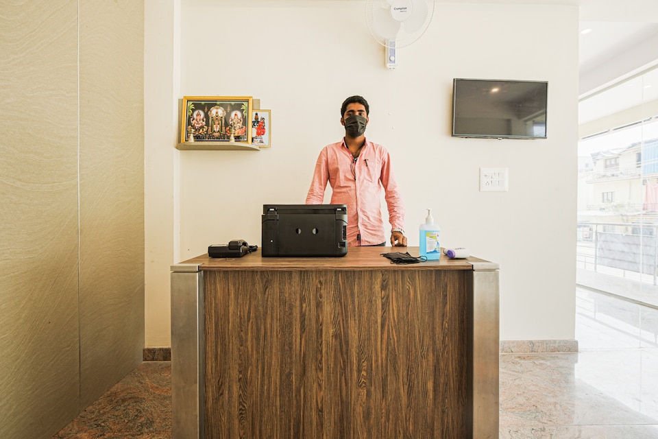 Capital O 85045 Hotel Bricknest, Mysore City Center, Mysore