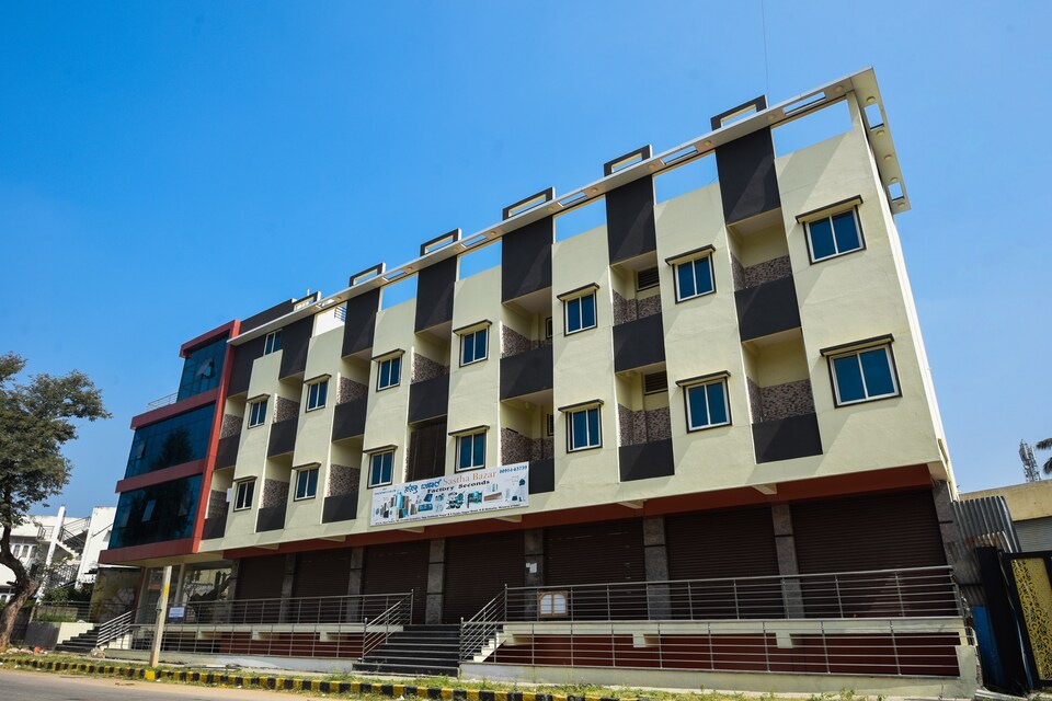 Capital O 85045 Hotel Bricknest, Mysore City Center, Mysore