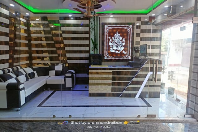 OYO Hotel Om Grand