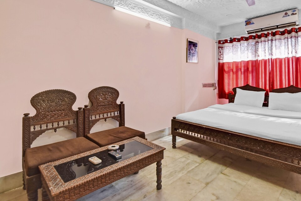 Collection O Hotel Welcome, Udaipur Central, Udaipur