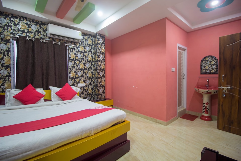 Hotel O Smriti Guest House, Bagdogra Airport Siliguri, Siliguri