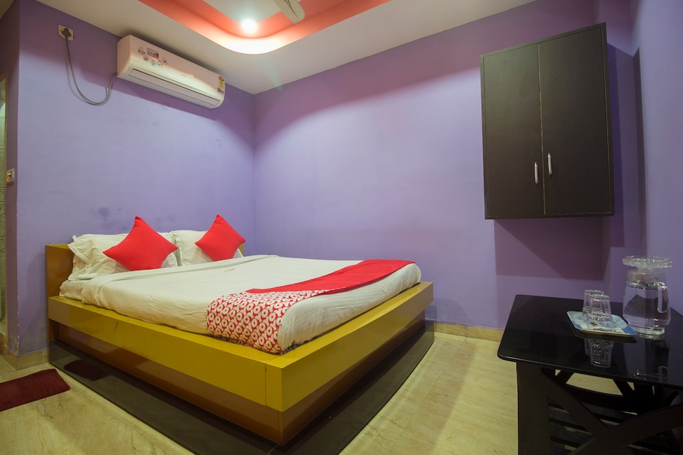 Hotel O Smriti Guest House, Bagdogra Airport Siliguri, Siliguri
