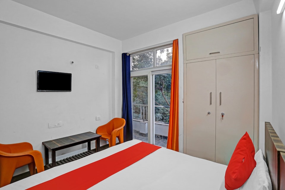 OYO 85089 Happy Stay Residency, Greater Noida, Noida