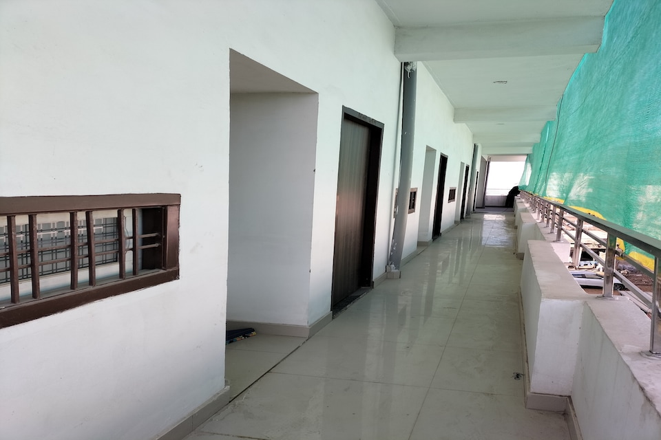 OYO 85092 Neeraj Residency, Narnaul City, Narnaul