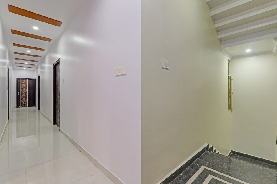 Capital O Hotel Kpr Inn Near Gomti Riverfront Park, Gomti Nagar Lucknow, Lucknow