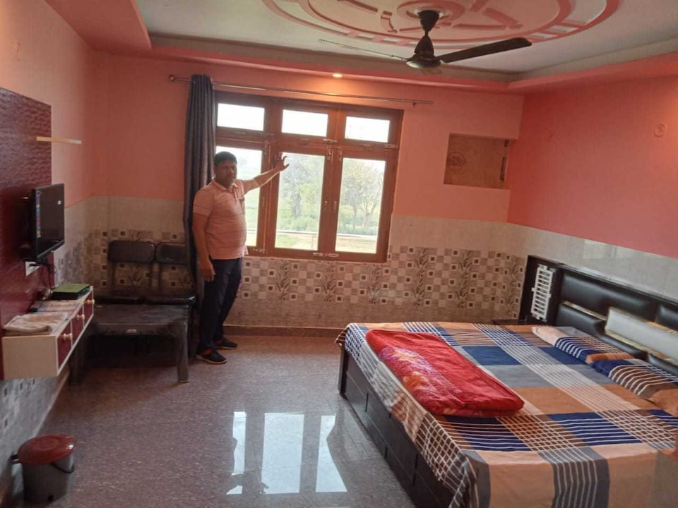 OYO Home Bankey Bihari Hotel, Meerut, Meerut
