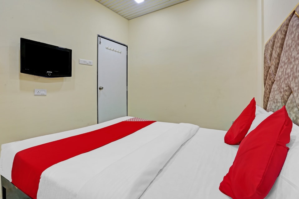 OYO 85137 Hotel Indigo inn, Mumbai International Airport, Mumbai