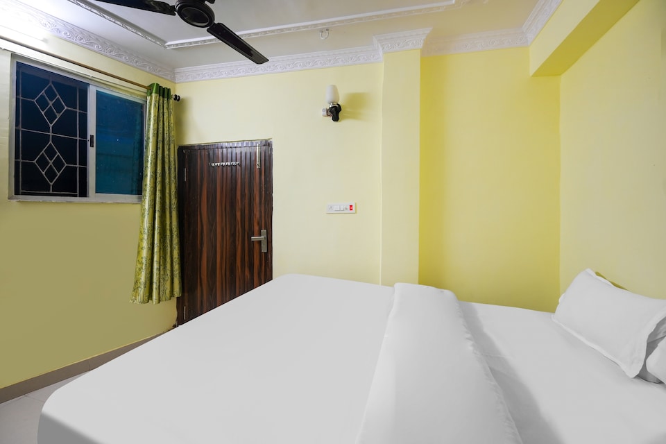 OYO 85138 Amrit Guest House, Harmu, Ranchi