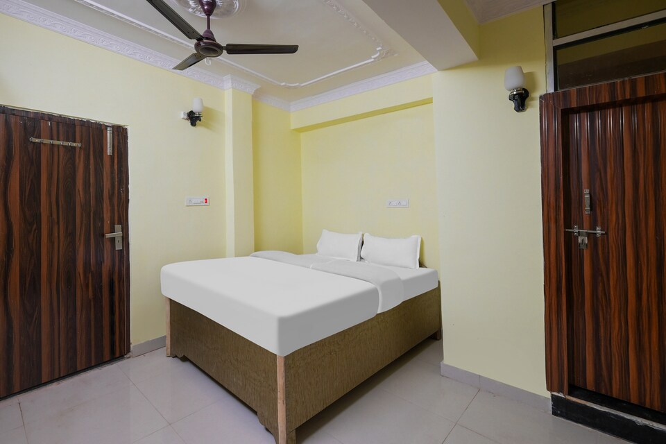 OYO 85138 Amrit Guest House, Harmu, Ranchi