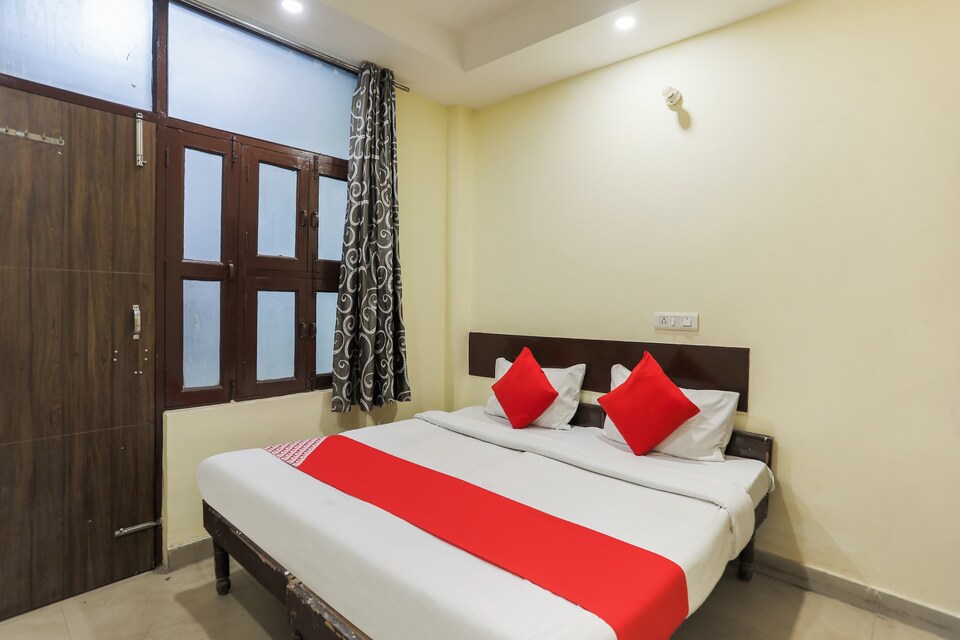 OYO Royal Residency Near Leisure Valley Park, Old Gurgaon, Gurgaon