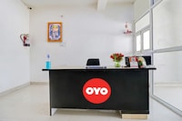 Hotel O SMACS Home Stay