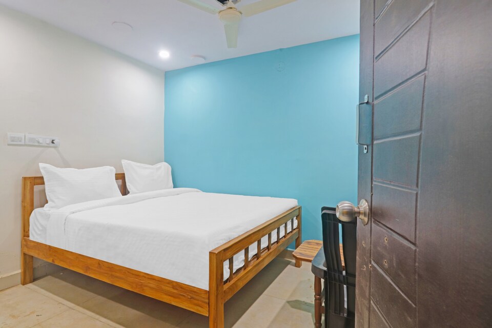 OYO Sri Vasudha Residency Near Nexus Hyderabad, Kukatpally, Hyderabad
