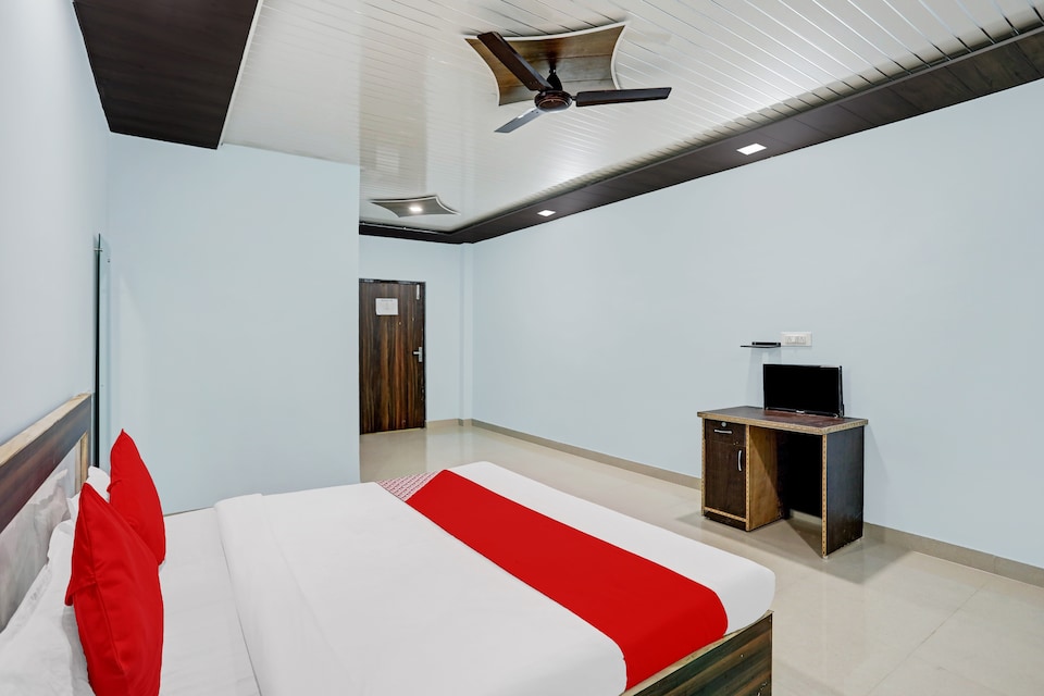 OYO 85174 Hotel Vinayak, Moradabad, Moradabad