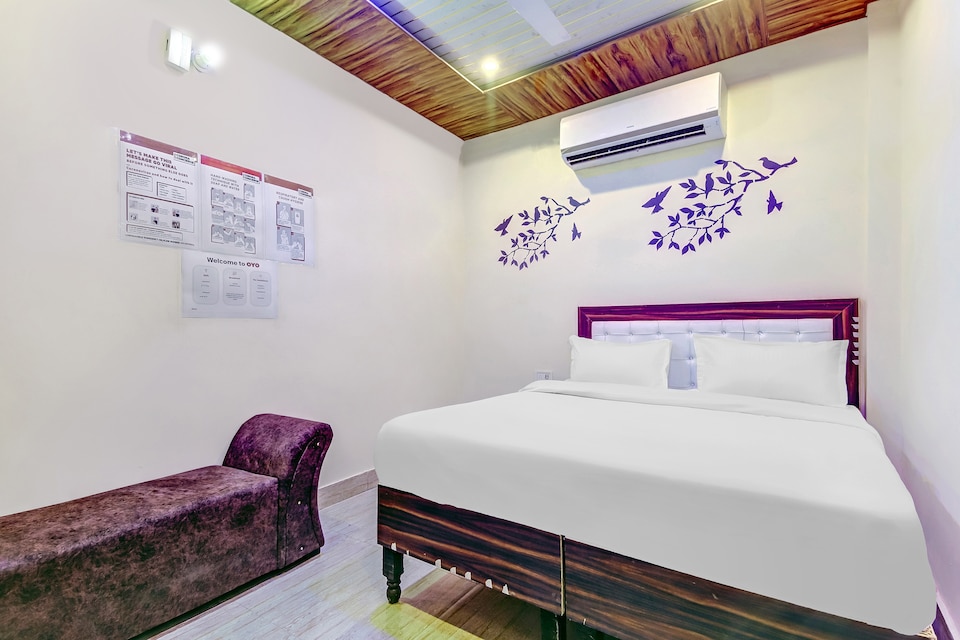 Hotel O International Guest House, Anand Vihar Delhi, Delhi